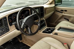 USADO, Volante a la Izquierda/Derecha, 2004, CHEVROLET SUBURBAN Z71 4X4 - Product Image 3