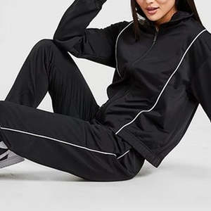 ชุดสูทสำหรับฝึกซ้อมจ๊อกกิ้งสีทึบออกแบบโลโก้ได้ตามต้องการ - Product Image 2