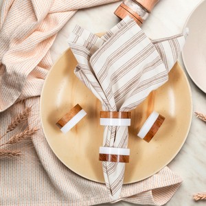 Anillo para Servilletas de Resina y Madera |   Porta Servilletas Redondo Hecho a Mano para Bodas, Fiestas de Navidad, Decoración de Mesa de Comedor, Accesorios para el Hogar - Product Image 4