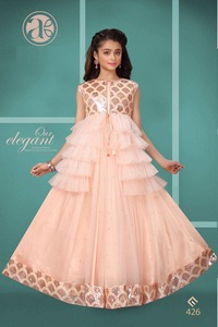 Papillon Net Lehenga Choli Robe de fête pour filles Robe traditionnelle indienne brodée pour enfants - Product Image 5