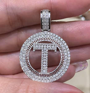 Colgante de Letra T con Incrustaciones de Moissanita, Plata 925 con Baño de Rodio, Joyería Hip Hop Personalizada, Hermoso Regalo para Hombres y Mujeres - Product Image 1