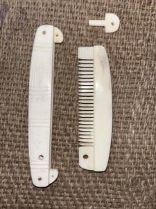 Peine de pelo de hueso de Búfalo Blanco Natural respetuoso con el medio ambiente personalizable, estilo Animal tallado, inspirado en la naturaleza, Ágata similar pulida - Product Image 2