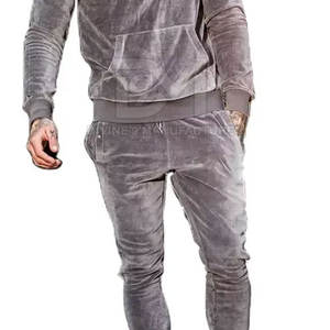 Chándal de terciopelo color sólido a la moda para hombre OEM, ropa informal de invierno con características de talla grande - Product Image 6