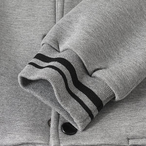 Chaqueta universitaria de alta calidad con mangas Reglan, chaqueta con letras de lana de cuero, venta al por mayor y personalizada - Product Image 6