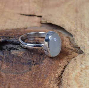 Anillo de Plata de Ley 925 con Piedra Preciosa de Aguamarina Natural de Corte Ovalado en Color Verde, Hecho a Mano y Estampado, para Fiestas y Eventos - Product Image 4