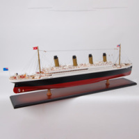 C117 - Maqueta de Barco Titanic de Cedro Pintado con Soporte de Exhibición, Artesanía de Madera para Decoración Rústica del Hogar, Suministros de Arte y Manualidades OMH