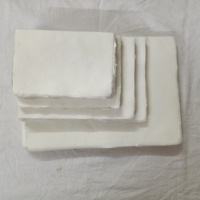 Revues de recharge de papier fait main en coton blanc sur mesure fabriqués à partir de papiers faits à la main en coton avec des bords décalés