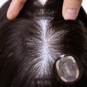 ท็อปเปอร์ผมแบบคลิปหนีบขนาด 3x4 นิ้ว แบบโมโน สำหรับปิดผมบาง/ไรผม  มองไม่เห็นรอยต่อ สีน้ำตาลเข้มธรรมชาติ ใช้งานง่ายทุกวัน  ผสมผสานกับเส้นผมได้ดี  ฐานไหม  แบบยุโรป - Product Image 1