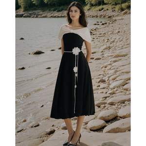 Vestido de cuervo de alta moda Vestidos de mujer Estilo elegante Ropa informal para la vida diaria - Product Image 1