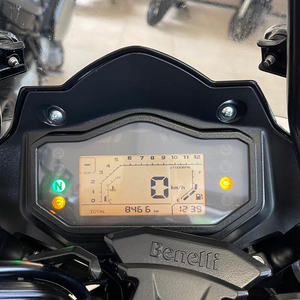 Motocicleta BENELLI TRK 251 Usada de 4 Tiempos y 250cc con Motor de 72V, Freno de Disco Delantero/Trasero y Ruedas de Goma - Product Image 3