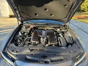 Lexus IS 500 Premium 2023, el más vendido, con motor V8 de 472 HP, color gris Cloudburst, prácticamente sin modificar. - Product Image 5