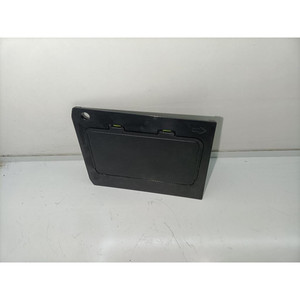 ที่ชาร์จโทรศัพท์โฟล์คสวาเกน โปโล ซีรีส์ที่ 6 5NA980611 DGTD ดีเซล 1598 (17>) - Product Image 2