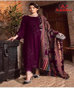 Pakistani Salwar Kameez for Ladies in Red Lawn Boutique Design with Fork Style Sharara Suit and Chunni As a Modest Evening Dress - Product Image 6