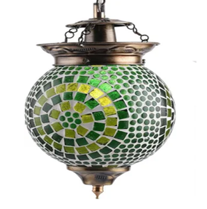 Lámpara de mesa de latón marroquí intrincada, metalistería perforada, iluminación ambiental cálida, decoración exótica para el hogar, disponible a precios al por mayor - Product Image 3