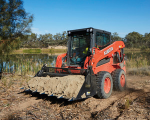 ราคาโรงงาน คุณภาพสูง รถตักล้อยางดีเซล Kubota SVL75-2 สีส้ม ความจุบุ้งกี๋ 0.45 ลูกบาศก์เมตร จัดส่งรวดเร็ว พร้อมส่ง - Product Image 6