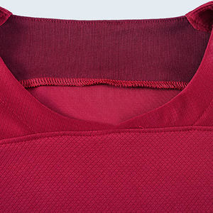 Conjunto de Uniforme de Fútbol de Secado Rápido Personalizado Unisex, Jersey y Pantalones Cortos 100% Poliéster, Ropa Deportiva de Equipo al por Mayor, Kit OEM/ODM para Clubes - Product Image 3