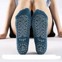 Chaussettes de yoga et de Pilates antidérapantes style ballet, à brides croisées, en coton, coupe basse, avec grip, absorbantes, respirantes, motif 3D pour femmes, usage intérieur