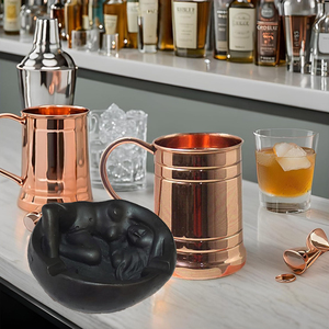 Cenicero de resina de diseño moderno con figura de dama desnuda, regalo personalizado para el hogar - Product Image 3