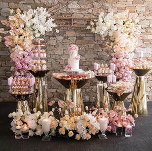 Dreamlike Worldwide Trading Crystal Decor Base en métal Love Cake Table pour gâteaux de mariage Plinthes de fête personnalisées - Product Image 2