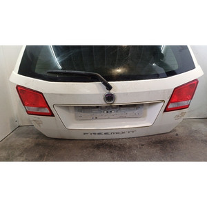 ชุดไฟท้ายหลังครบชุดสำหรับรถยนต์ Fiat Freemont รุ่นที่ 1 K1CZ91TZZAI 939 B5000 (11>) - Product Image 2