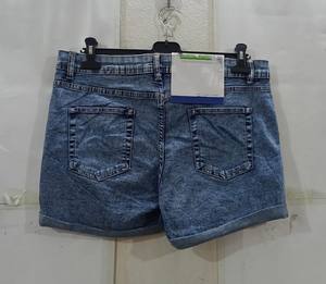 Nuevos shorts de mezclilla lavados para mujer, sexys, transpirables, ecológicos, de corte regular, cintura media, tela de Bangladesh, shorts calientes de tiro bajo. - Product Image 3