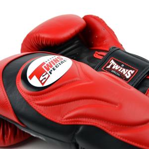Gants de boxe professionnels personnalisés OEM, design personnalisé, jumeaux, Muay Thai, kickboxing, sparring et entraînement - Product Image 4