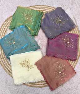 Diseñador indio más vendido Fandy satén Saree exclusivo étnico nupcial fiesta desgaste para mujer chica Color verde ropa de boda - Product Image 3