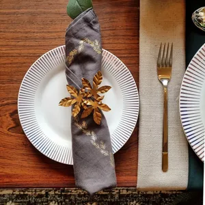 Rond de serviette de luxe à manger décoration de fête de mariage demi-cercle en métal anneau de serviette de Table anneaux de serviette feuille d'automne - Product Image 2