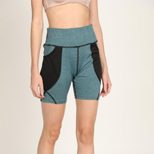Shorts pour femmes, service OEM 2025, tenues fraîches et respirantes pour l'été en plein air - Product Image 1