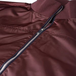 2025 haute qualité soie Satin hommes veste Satin matelassé à la nouvelle mode et nouveau style Satin hommes vestes - Product Image 4