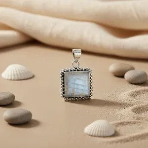 Colgante de plata 925 con piedra preciosa para mujer, piedra lunar de corte cojín, hipoalergénico, minimalista, chapado en rodio, cadena tipo caja, diseño geométrico - Product Image 2