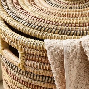 กล่องเก็บของทรงกลมสีรุ้งพร้อมฝาปิด กล่องเก็บของทำมือ เป็นมิตรกับสิ่งแวดล้อม ของตกแต่งบ้านจากธรรมชาติ ขายส่งจากเวียดนาม - Product Image 2