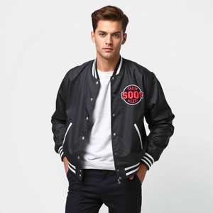 Veste de baseball : corps en laine, manches en cuir, qualité supérieure, patchs de logo personnalisés, nouveau style, matelassage épais et chaud, fermeture à pression - Product Image 2