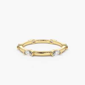 Anillo de eternidad de diamante Marquesa apilable de 0,45 quilates, anillo de diamantes cultivados en laboratorio, hecho simplemente para mujeres y niñas - Product Image 1