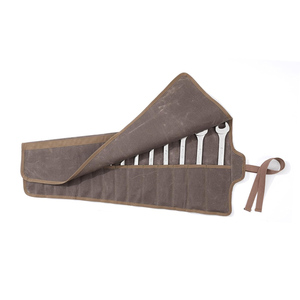 Vente en gros OEM/ODM Clé à molette en toile cirée de haute qualité, résistante à l'eau, rouleau de 15 poches, organisateur d'outils robustes, sangles réglables - Product Image 1