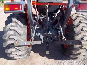 TRACTOR KUBOTA L2501HST 2019 - Product Image 6