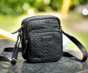 Haute qualité noir vache NDM en cuir véritable tissé à la main femmes sac de messager réglable bandoulière bohème mode Style pour - Product Image 1