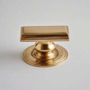 ลูกบิดลูกบิดลูกบิดประตูทองเหลืองแข็งลูกบิดแบบเฮอริเทจทำด้วยมือด้วยการขัดแบบโบราณสำหรับการตกแต่งภายในที่หรูหราและสง่างาม - Product Image 5