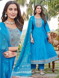 Ensemble Kurti Premium Vetican Ghera 3 pièces avec Dupatta Banarasi, confortable et tendance, mode ethnique pour une utilisation polyvalente - Product Image 5