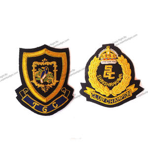 Insignes de cérémonie d'épaulettes brodées à la main de haute qualité - Product Image 1