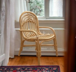 เก้าอี้ไม้ไผ่หรูหราทันสมัยสำหรับสวนลานกลางแจ้งสไตล์หวายแบบพกพาสำหรับสวนสาธารณะวิลล่า - Product Image 1