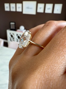 Anillo de Compromiso con Diamante Ovalado de 6 Quilates Cultivado en Laboratorio, Anillo Solitario de Oro Amarillo de 14k, Certificado IGI - Product Image 3