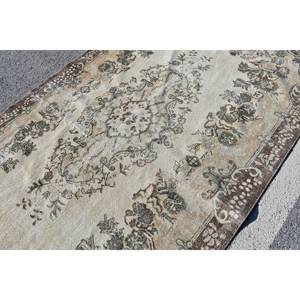 Classic Beige <b>Brown</b> 5.4 X 9.4ft <b>Wool</b> Rug Turkish Patchwork Design for Entryway Living Room or Bedroom Latex Backing - Product Image 5
