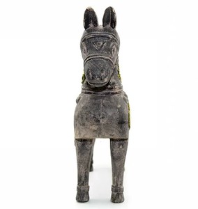Decoración DE LA CASA Interior Eco Tipo Artesanía Bajo MOQ Soporte OEM Pequeño caballo de madera con patrón de brocado Mong a mano - Product Image 2