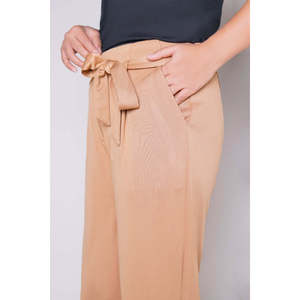 Pantalón de Cintura Alta con Esponja WG-WS-22-W14 B, Tejido Crepé Transpirable, Tinte Liso - Product Image 2