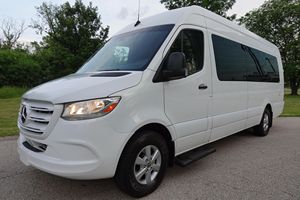 Voiture d'occasion en parfait état, <span class=keywords><strong>Mercedes</strong></span>-Benz <span class=keywords><strong>Sprinter</strong></span> 2500 <span class=keywords><strong>2021</strong></span>, prête à être expédiée dans le monde entier. - Product Image 5
