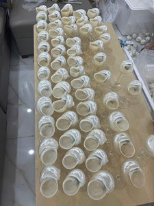 Magnifiques verres à vin coquillage faits à la main par des artisans vietnamiens, élégants verres à vin coquillage pour les mariages luxueux à la plage - Product Image 4