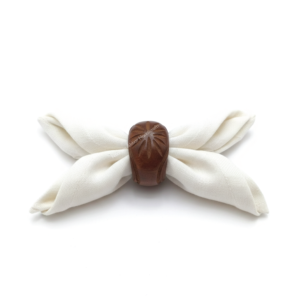 Anneau de serviette en bois d'acacia rond brun pour la décoration de table, mariages, fêtes, accessoires de table à manger, fournisseur en gros, fabricant - Product Image 6