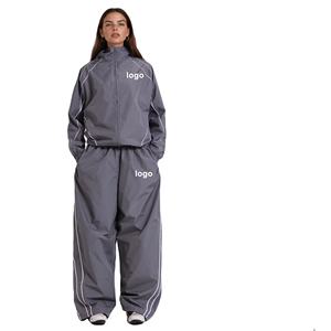 Conjunto de 2 Piezas de Chándal con Cremallera para Mujer, Ligero, Oversize, Liso, de Nailon, Chándal Personalizado, Cortavientos Holgado, OEM - Product Image 1