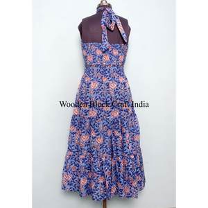 Robe longue bohème vintage à imprimé floral faite à la main pour femme, col rond et sans manches, idéale pour les fêtes ou la saison printemps-été - Product Image 6